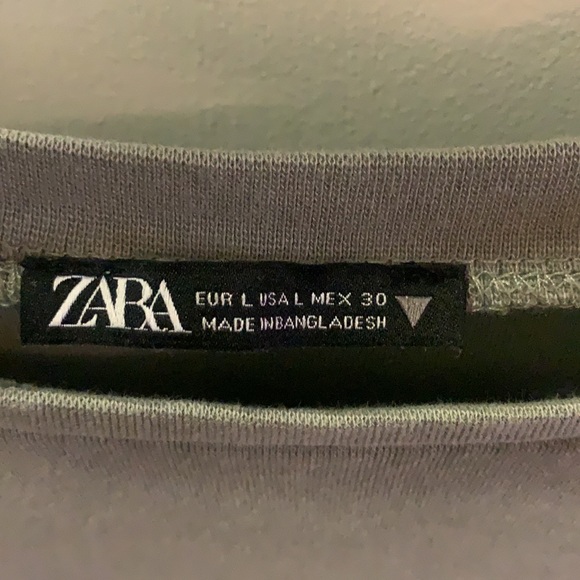 Zara Cropped Tee - Picture 3 of 4